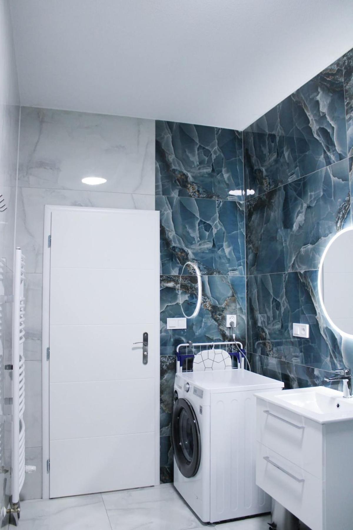 Apartment Lyly - Free Parking, Near The Metro Prag